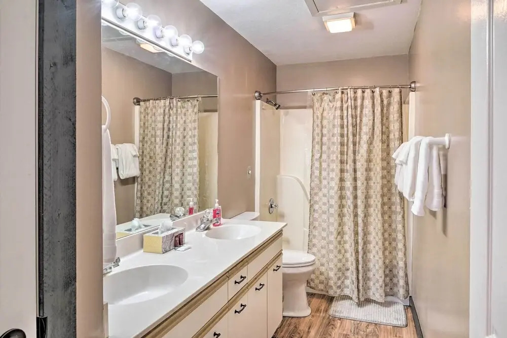 Vibrant Holiday Hills Resort Condo w/ Balcony