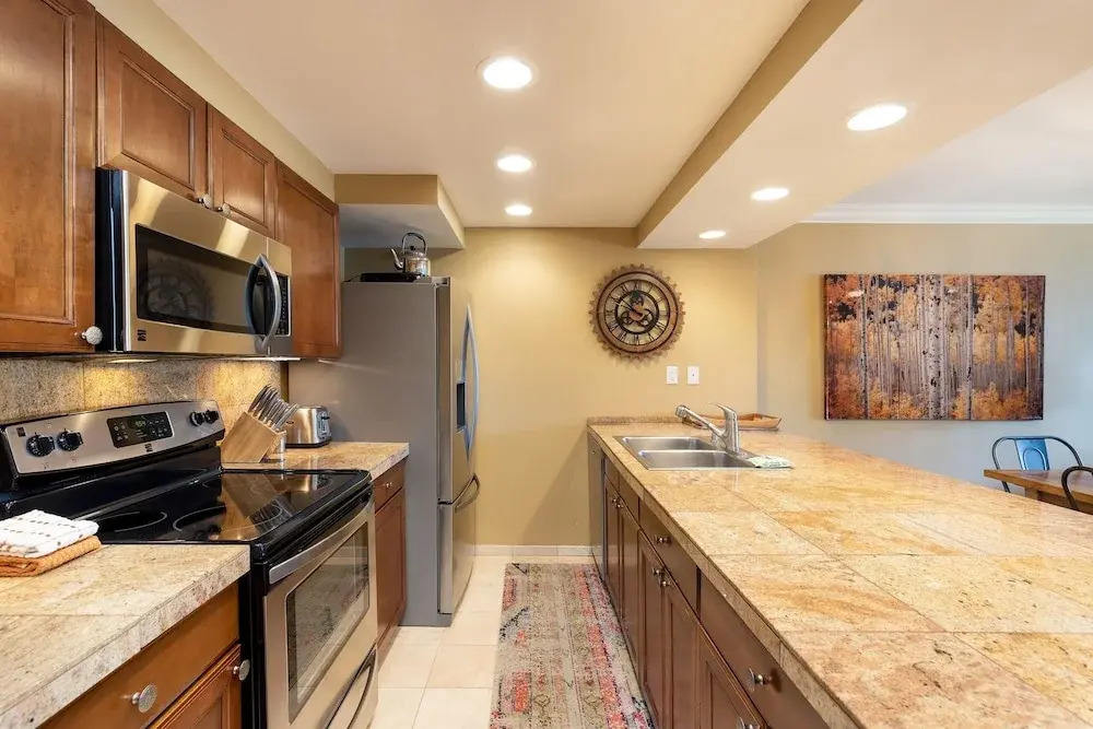 2534 Saints Johns 2 Bedroom Condo by RedAwning