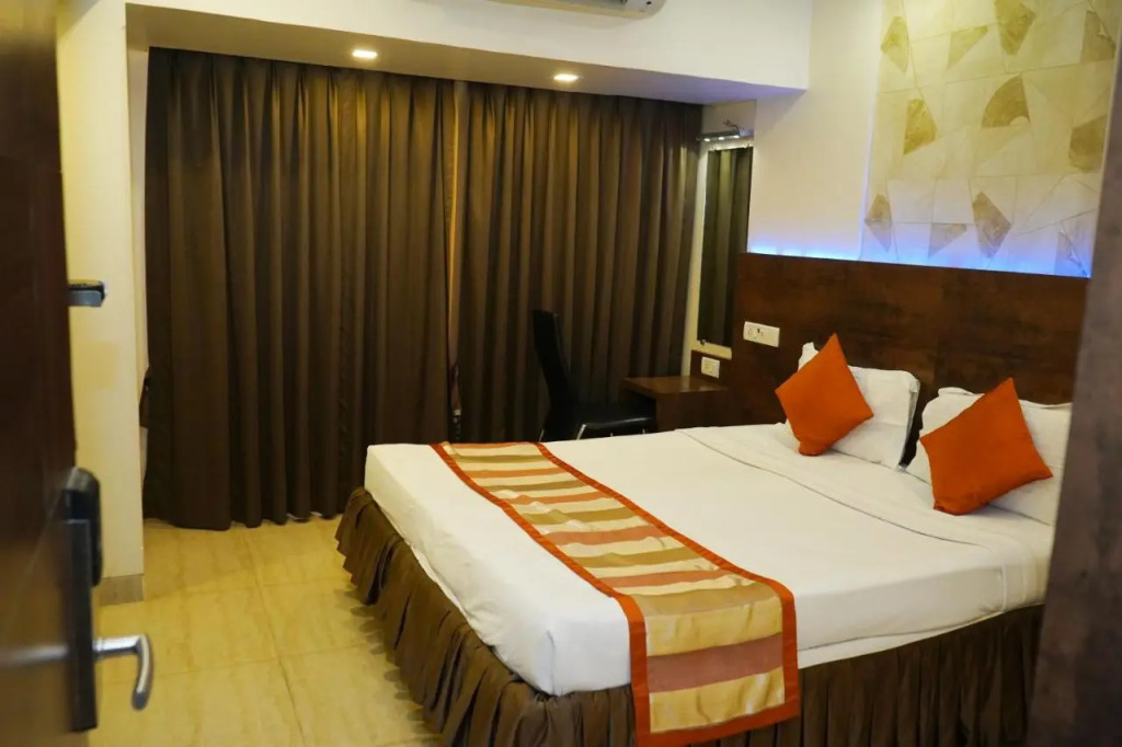 Hotel Spices Navi Mumbai