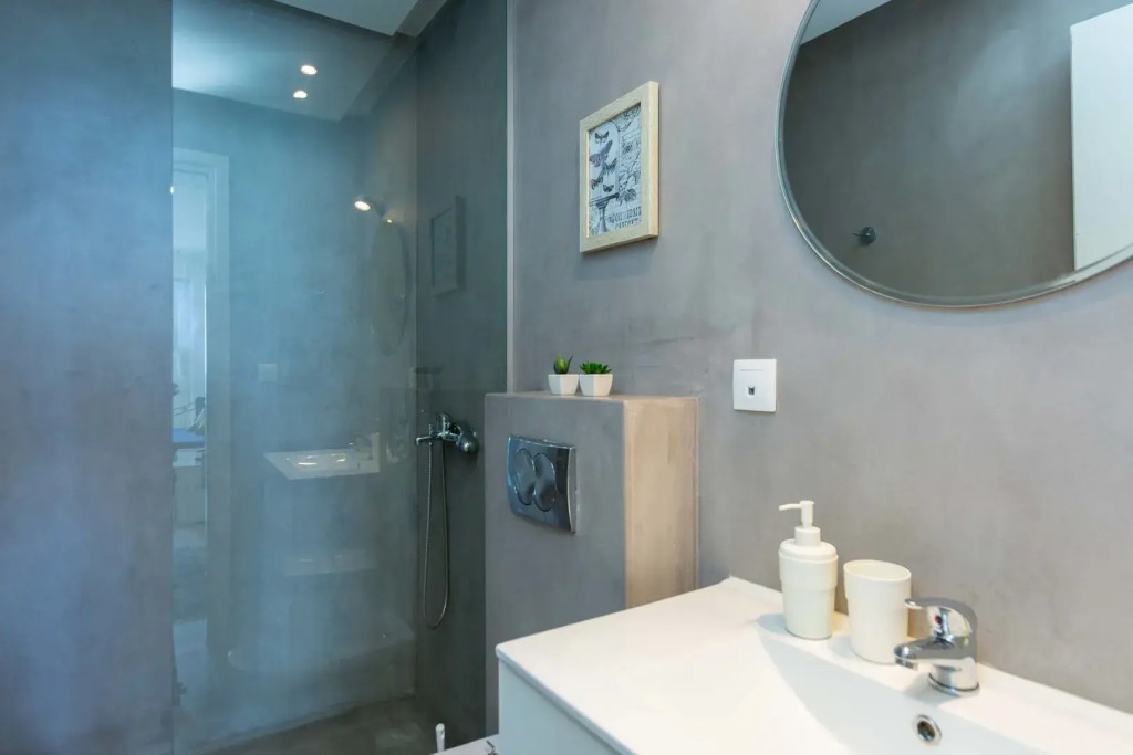 Meltemi Coast Suites