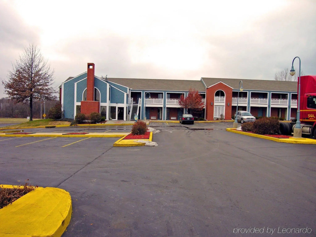 Days Inn Kansas City - Worlds of Fun