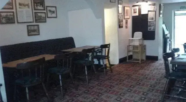 Llanerch Inn