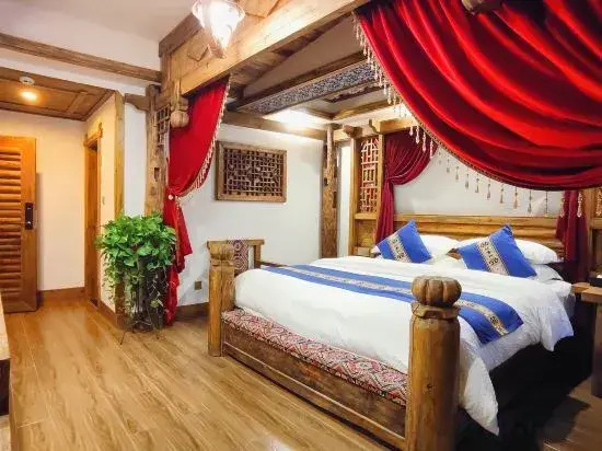 Zhangjiajie Wuling Spring Inn (72 Qilou Scenic Area)