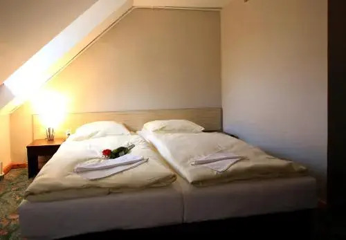 Apart Home