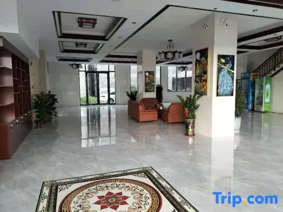 Kaixuan Business Hotel (Danzhou Nada)
