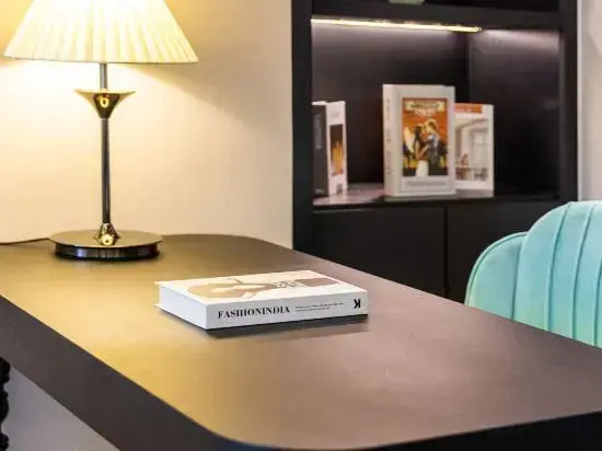 Xi'an Hotel (Dongguan Liaobu Center Store)