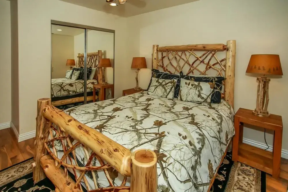 Bear Mountain Dream-1827 by Big Bear Vacations