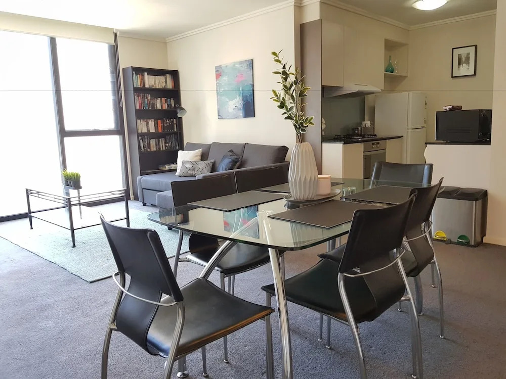 ReadySet Apartments at Sentinel
