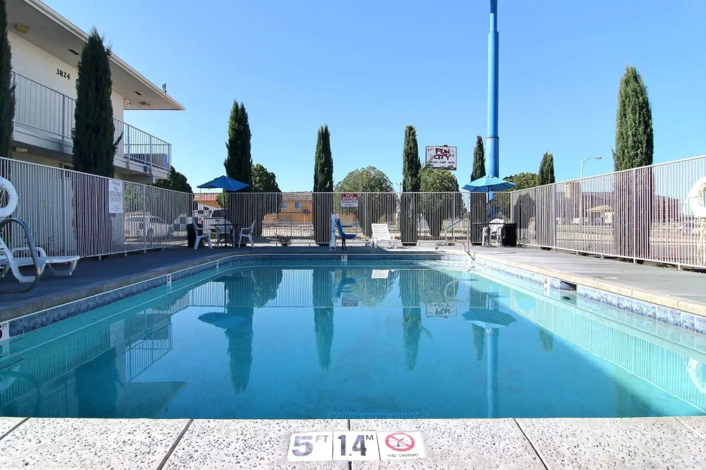 Motel 6-Carlsbad, NM
