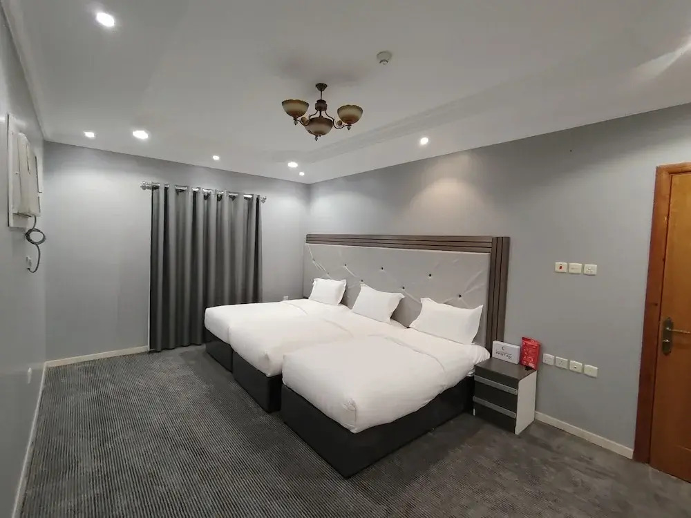 AZHAAR Suites اجنحة ازهار للشقق المفروشة