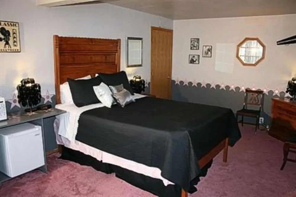 at the Waters Edge Bed & Breakfast