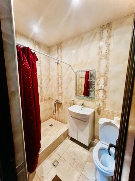 New Luxury 2 Bedroom + Balcony By Republic Square