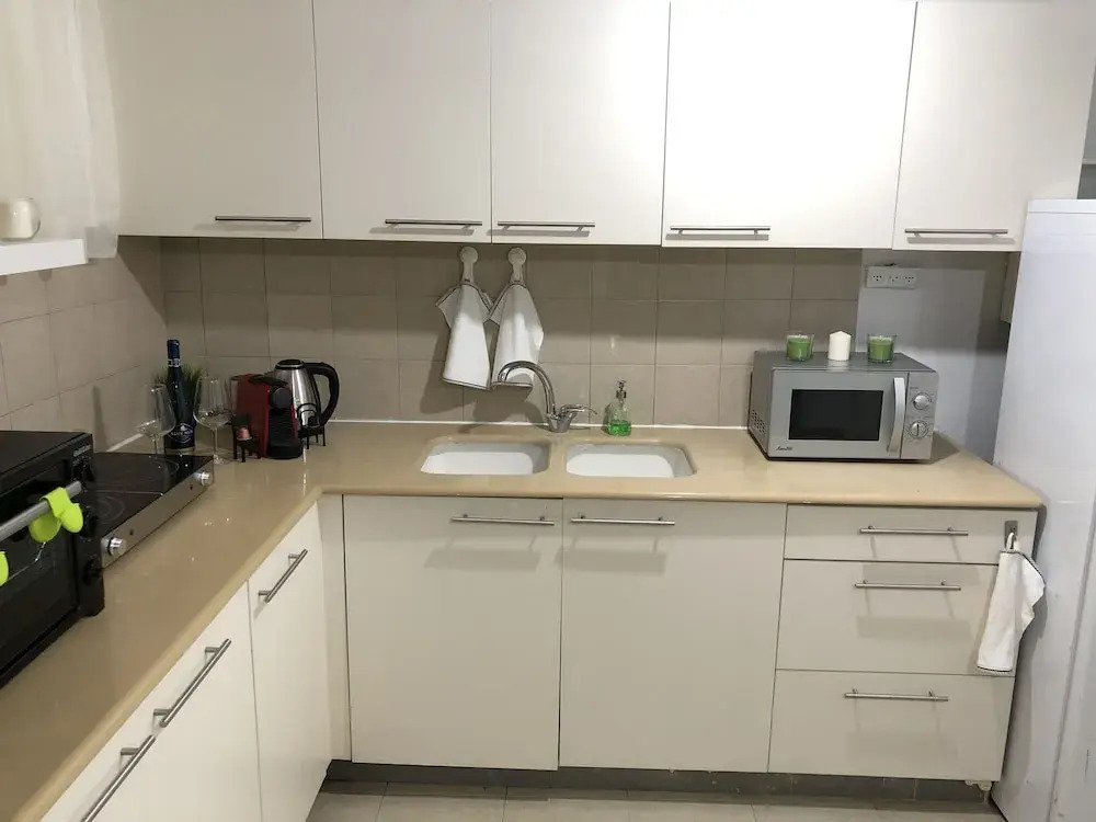 Apartment Halper