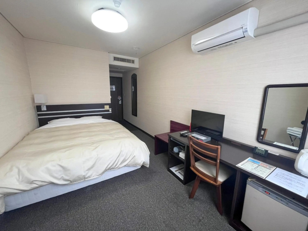 HOTEL CROWN HILLS FUJINOMIYA