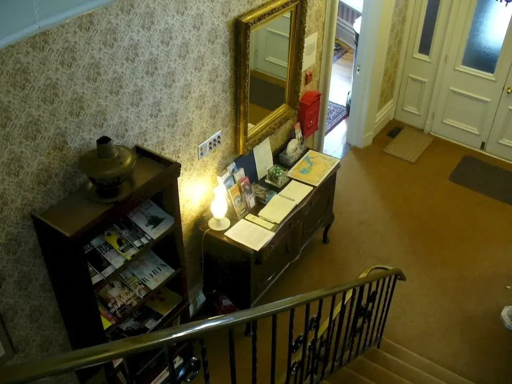 Albert House Inn