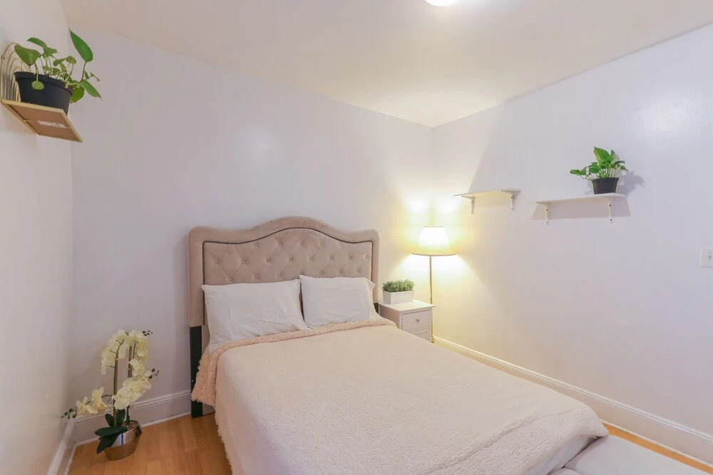 Cozy Bridgeport Apartment: 2 Mi to Downtown!