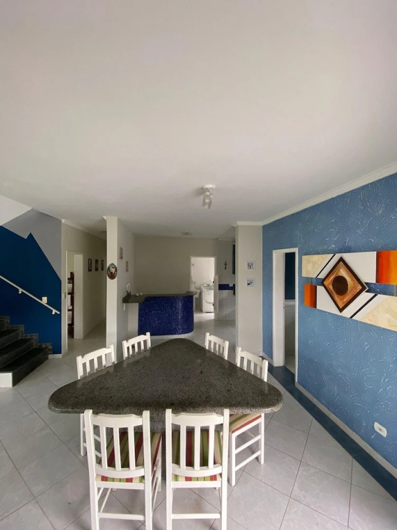 Casa Alto Padrão Frente ao Mar