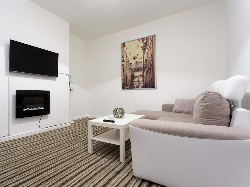 Brownhill House Apartments