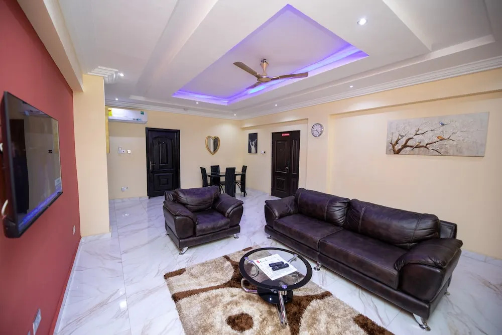1 Bed Furnished Apt - Aircon, Wifi, Parking