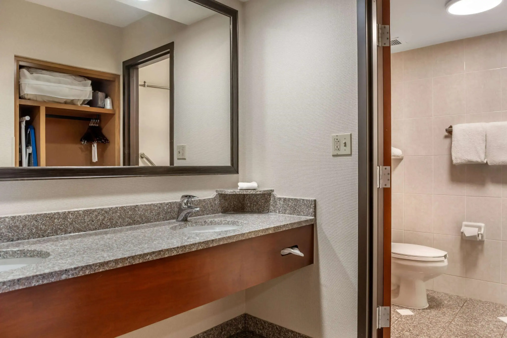 Drury Inn & Suites St. Louis-Southwest