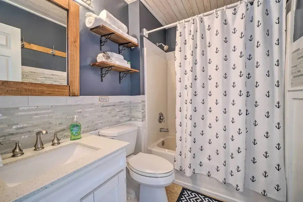 Peaceful Wilmington Home Near Beach & Downtown!