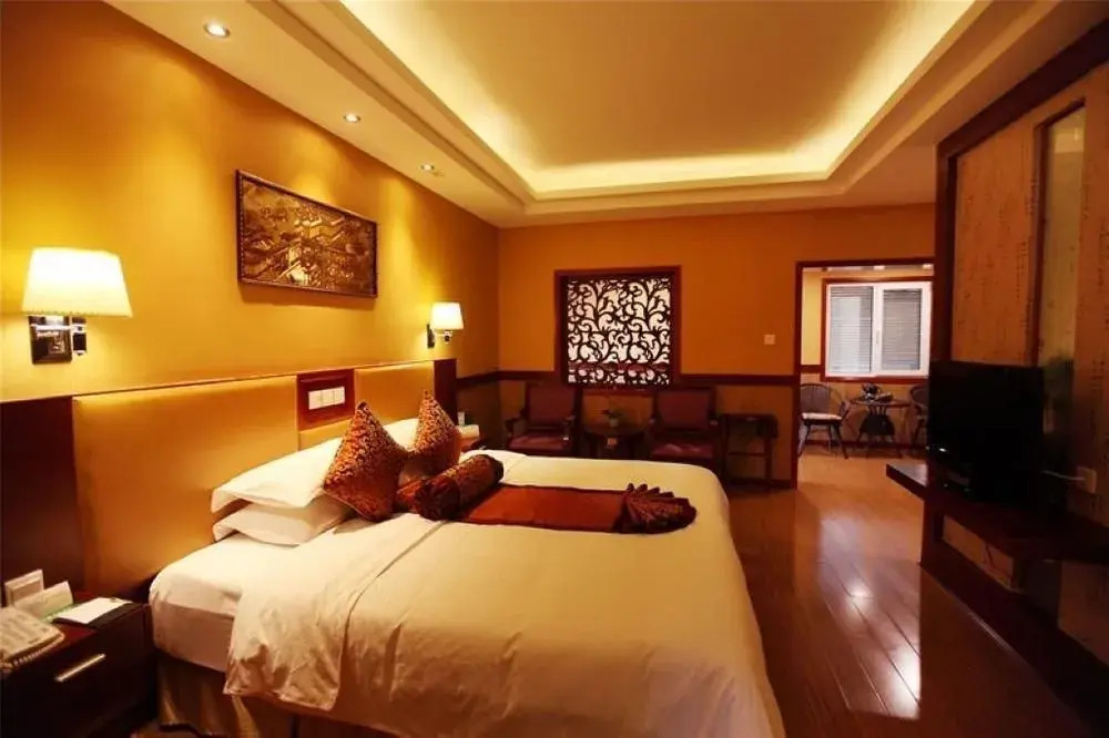 Chengdu Step 18 Island Hotel