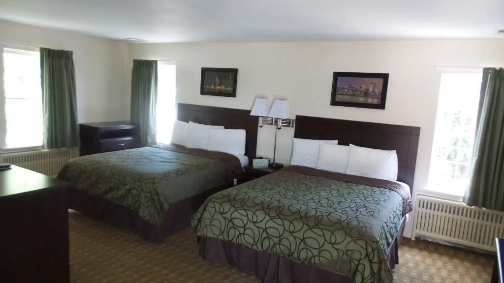 Sea Girt Lodge