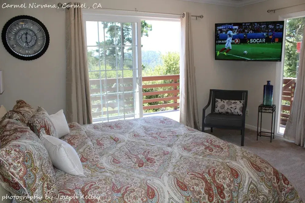 Carmel Nirvana, Close to Shops, Restaurants, Golf, Beach, Aquarium Passes Available
