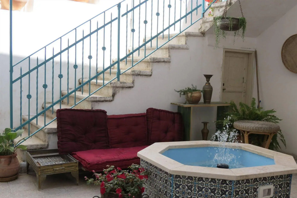 Al-Mutran Guest House