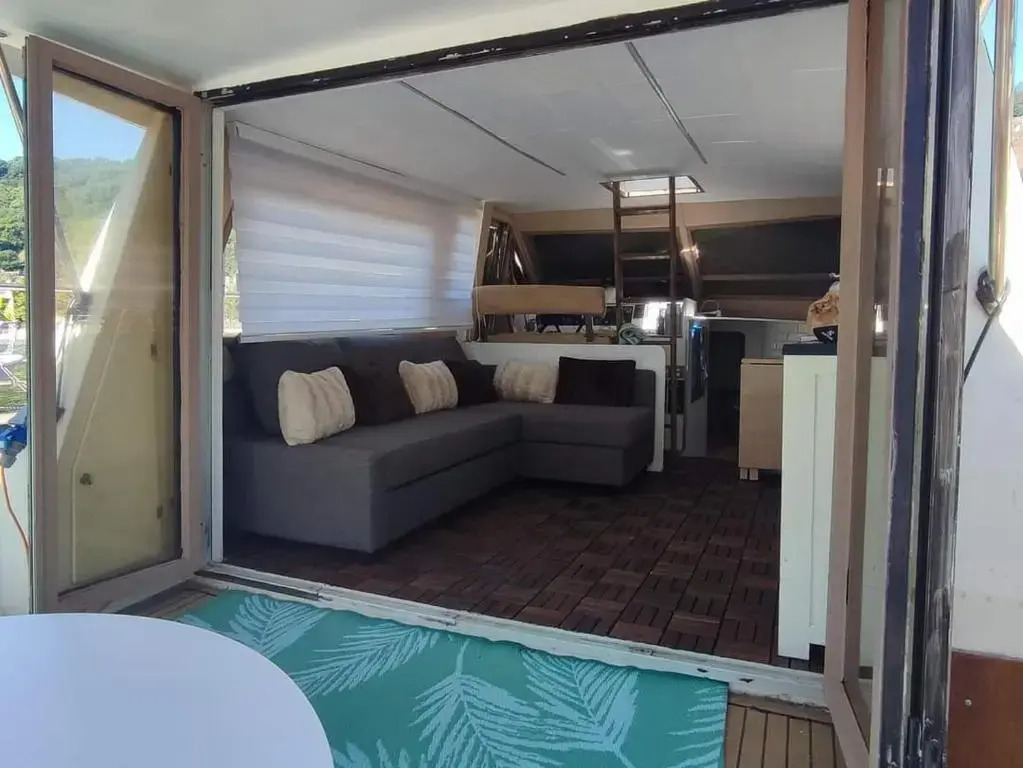 Bateau White Pearl , capacité 6 couchages