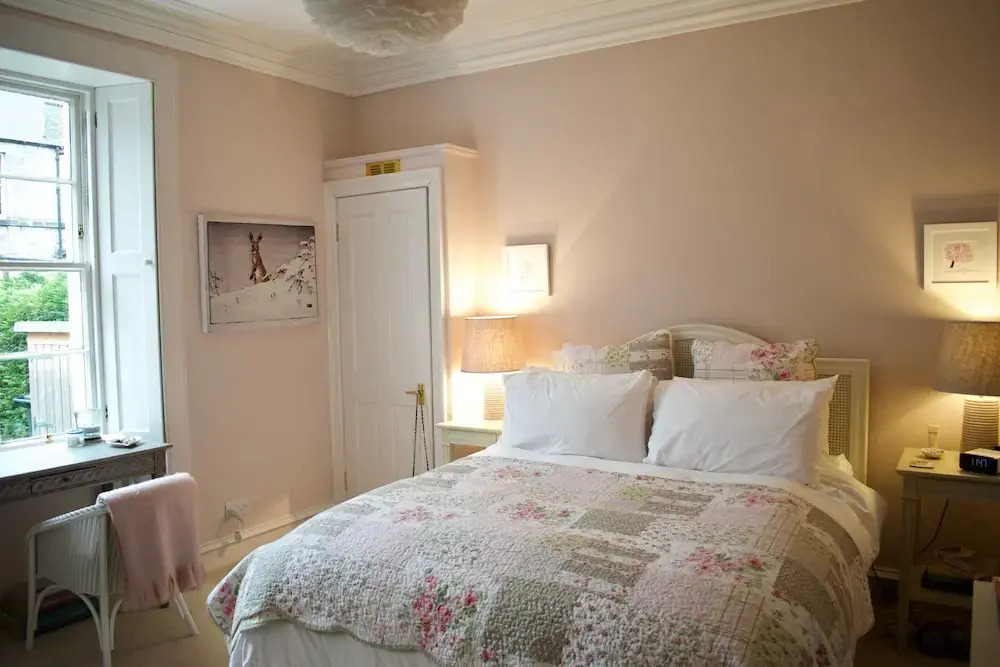 Traditional 1 Bedroom Stockbridge Home