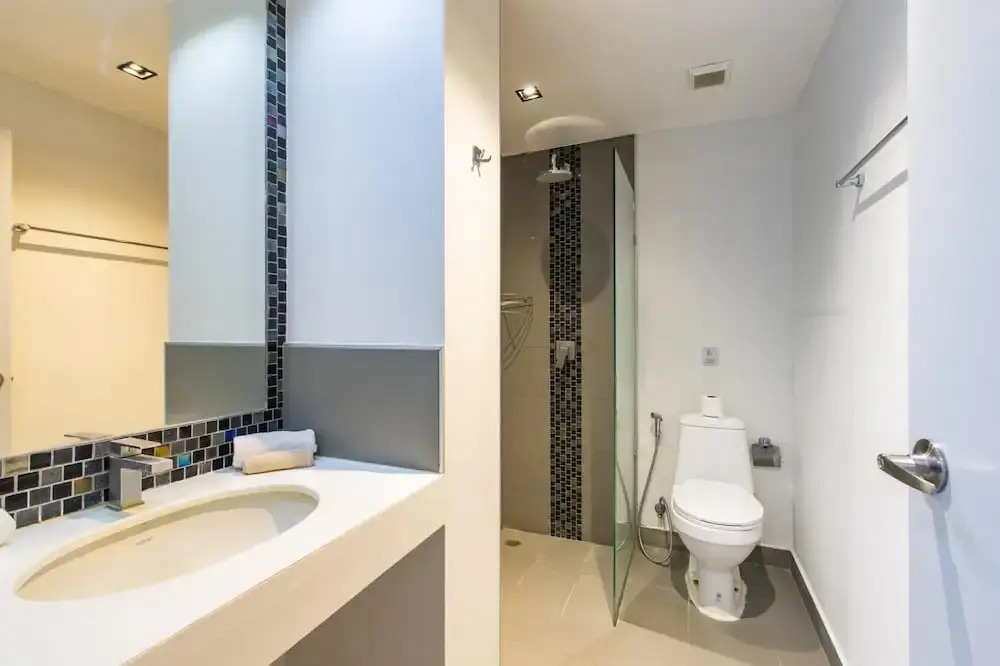Modern Condo - 1BR T1-401