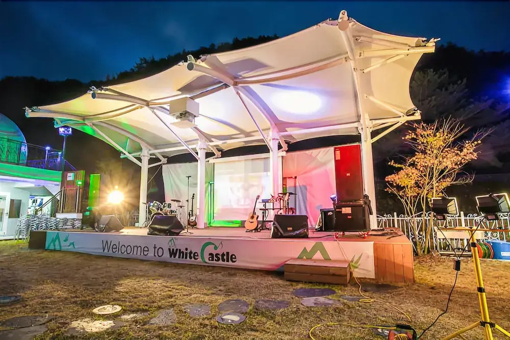 Geumsan Forest White Castle Pension