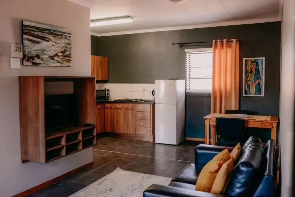 La Rona Hospitality Services