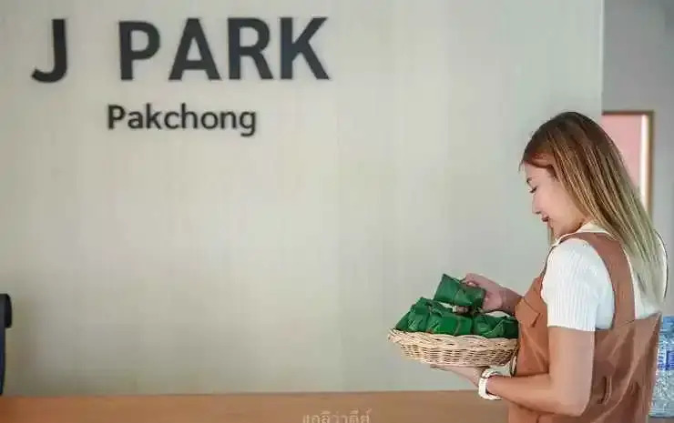J Park Pakchong