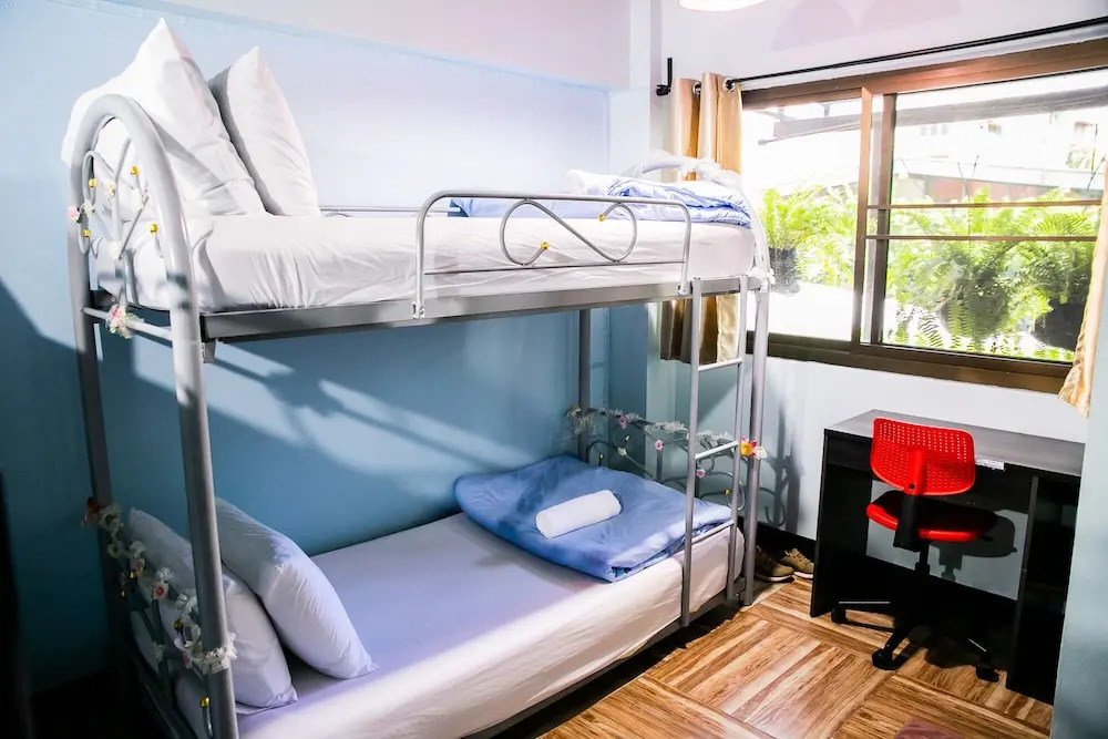 Bangkok Canale Home at Khaosarn