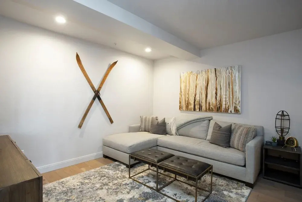 Trail's End Lodge at Deer Valley Resort - Three Bedroom Residence with Den and Spa #302 3 Condo