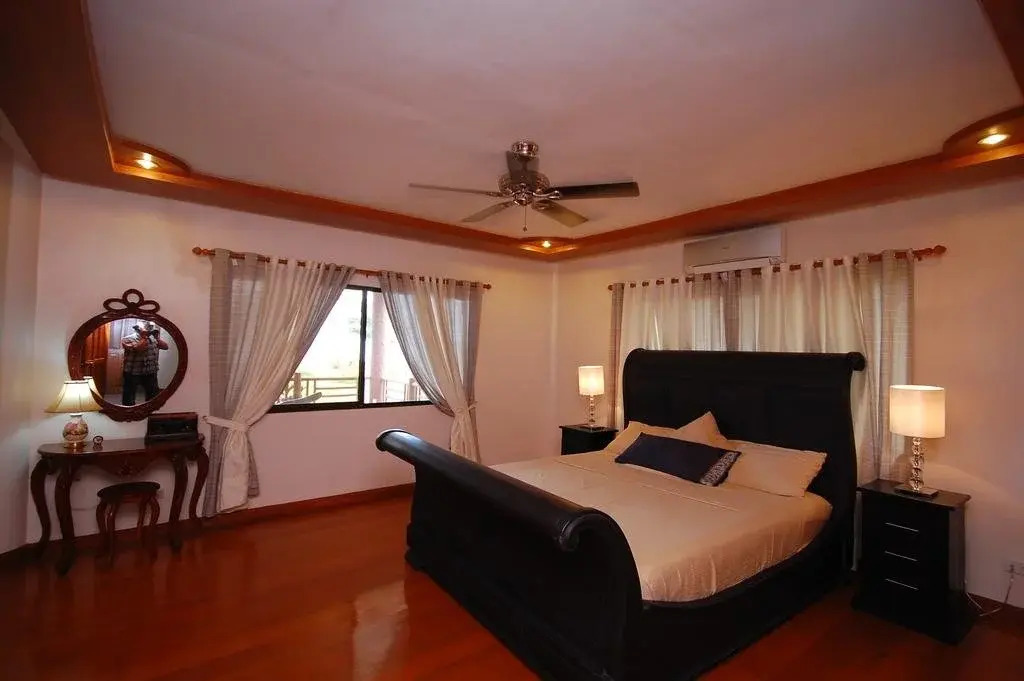 Edie's Bahay Aplaya and Spa