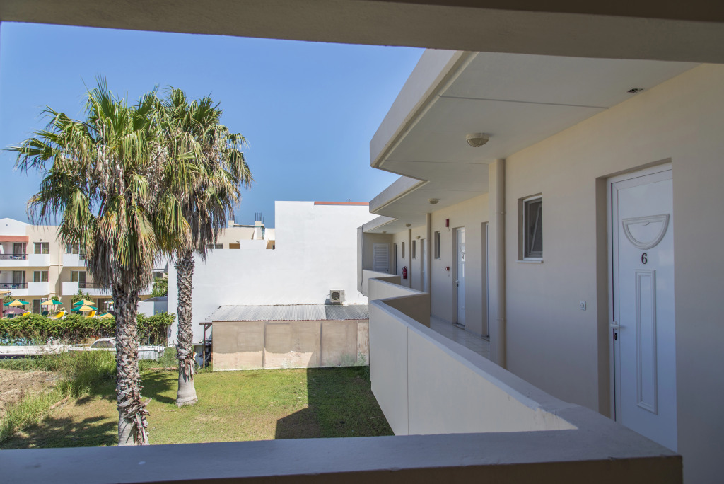 Oneiro Apartments