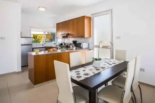 Villa White Jasmin