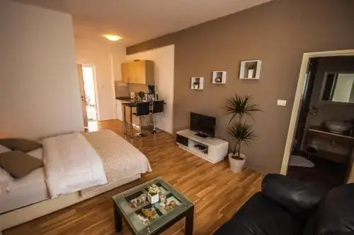Sara Residence