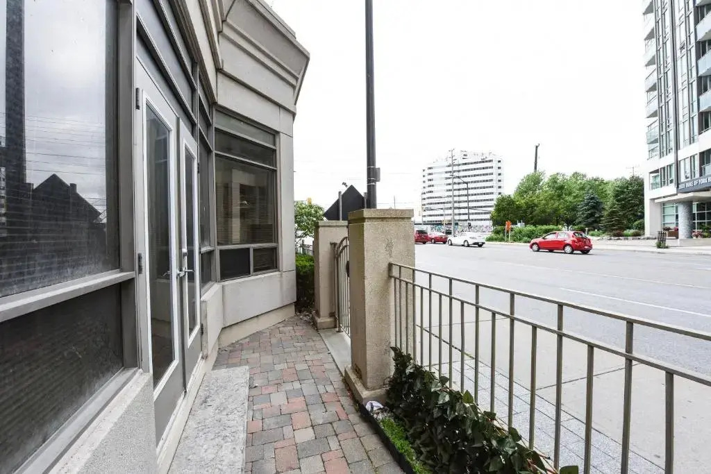 PlanURstay - Amazing 2BR & 2BTH - Near Square One Mall