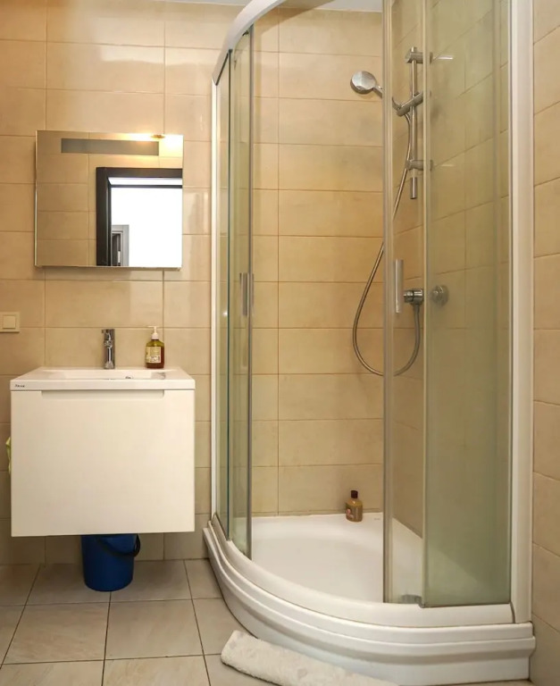 Сozy Kiev Apartment str Chernovola