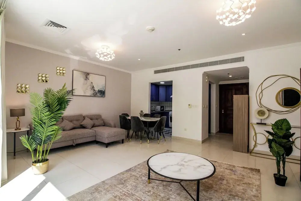 Spacious 1BR with Balcony in JLT