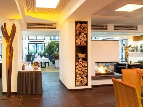 BURGHOF - DAS HOTEL