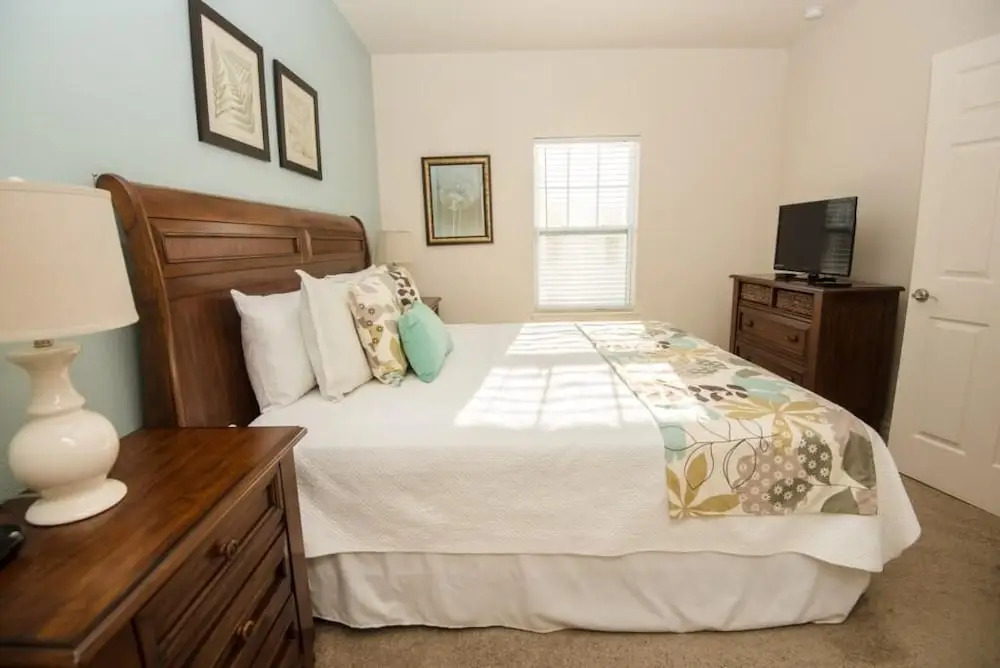 Lucaya 4 Bedrooms 3 Baths Townhome With Starwars Bedroom!