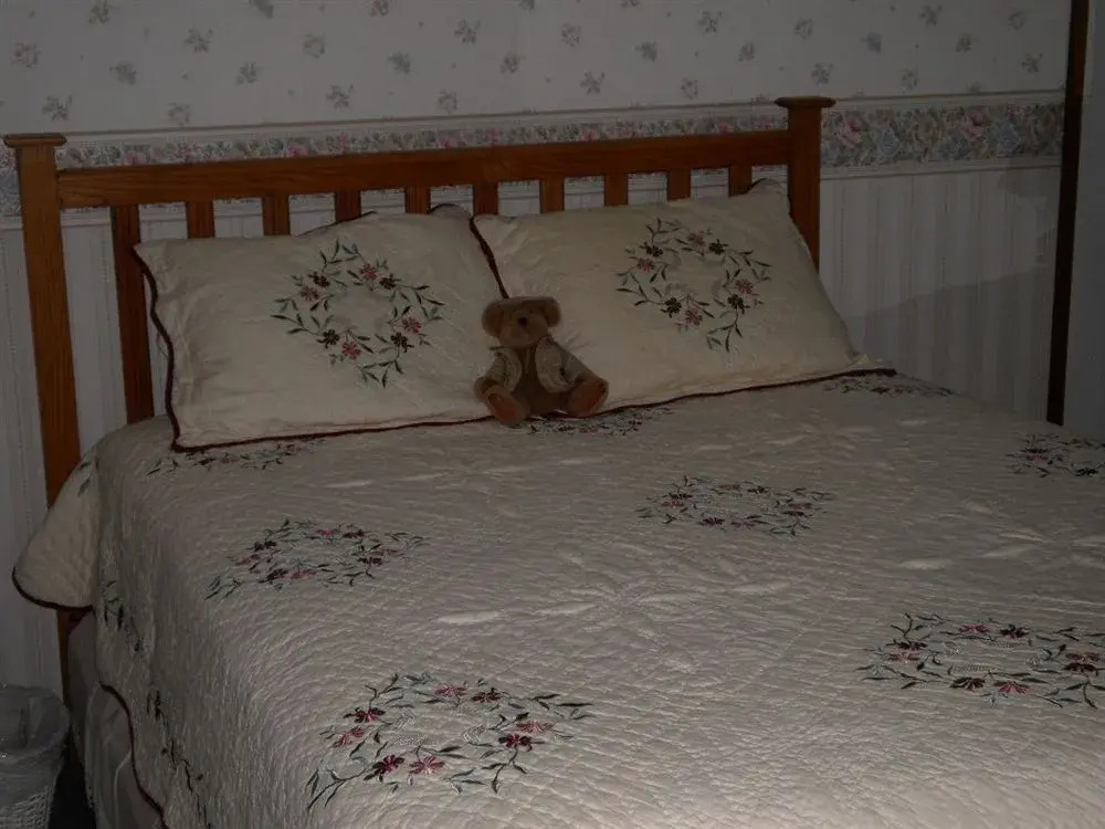Bears Lair Inn