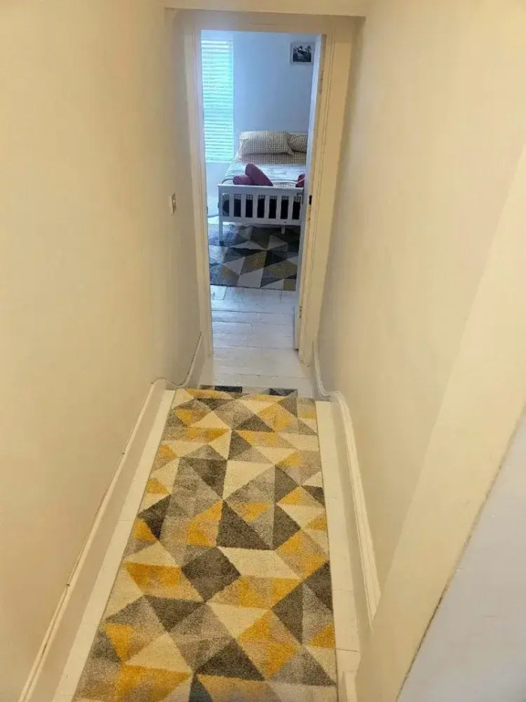 Seaside Haven Coastal Comfort 200m from the Beach