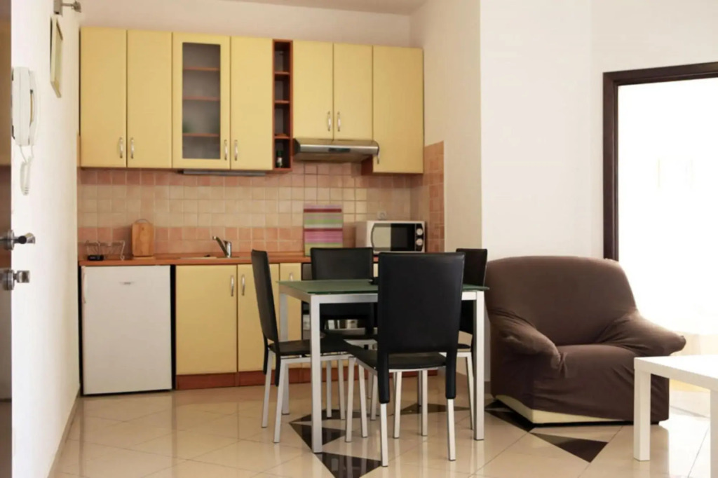 Eddie - great location & comfor - A3(4+1)