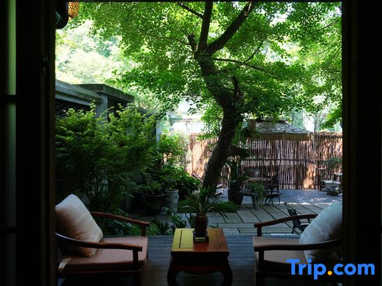 Shanyu · Private Hot Spring Homestay (Dujiangyan Scenic Area Nanqiao)